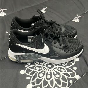 Nike Air Max Black and White Sneakers